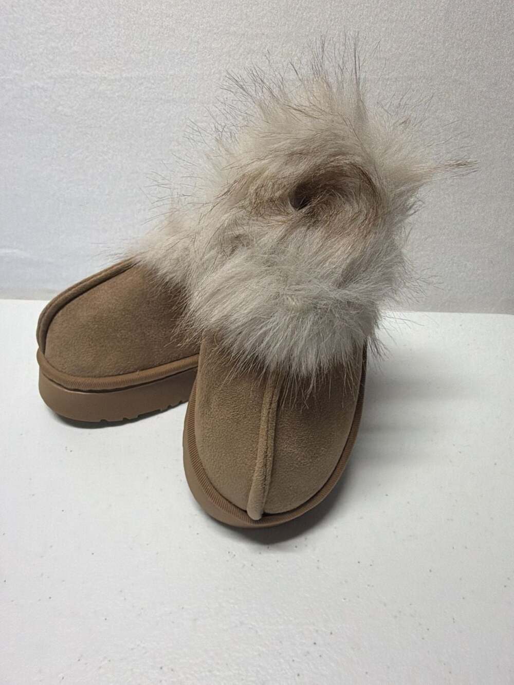 RAYORISA Girls Platform Slippers House Shoes Fuzzy Winter Bedroom Slides